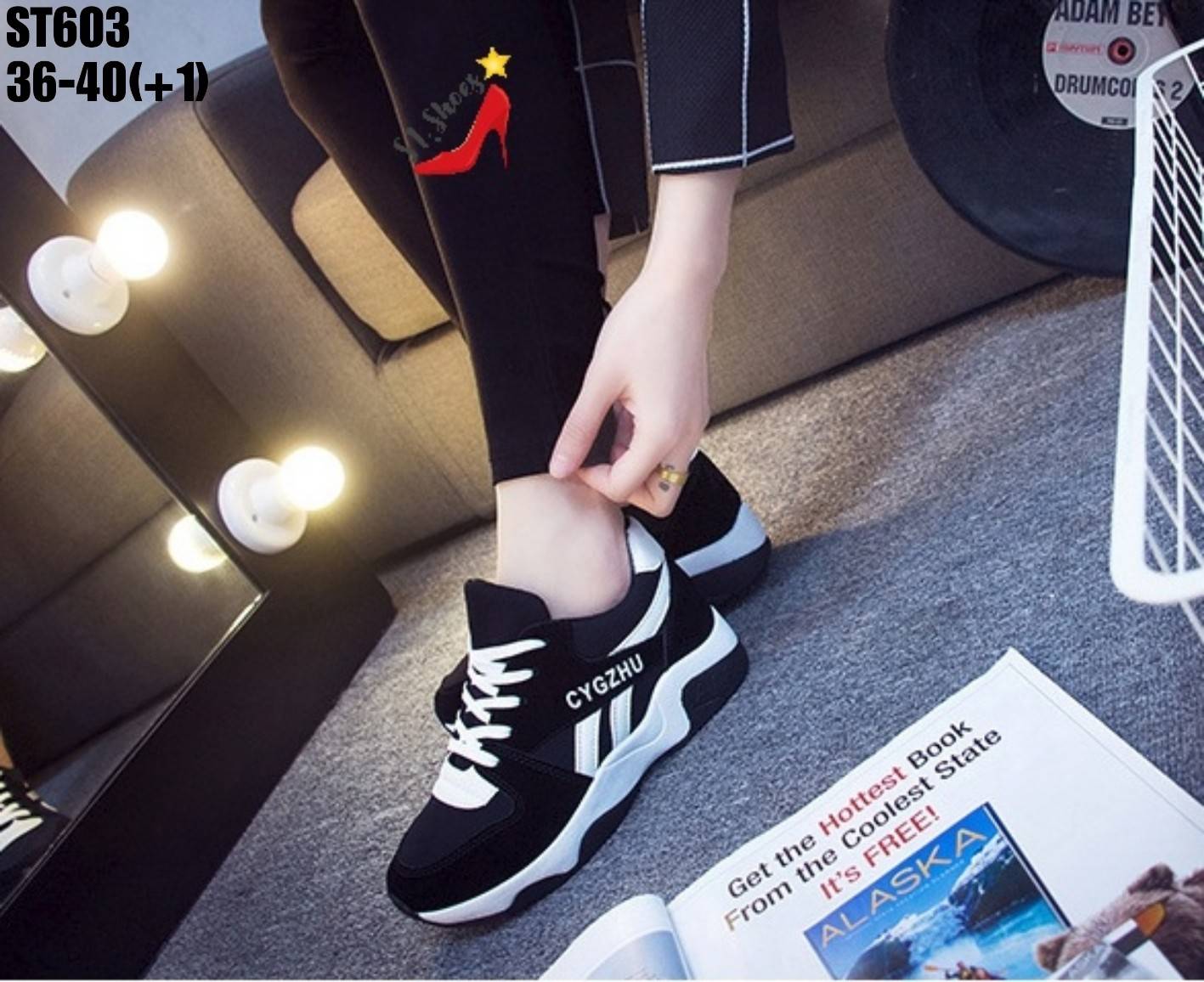 รองเท้าผ้าใบสไตล์Sportแต่งแถบทูโทน (สีขาว)