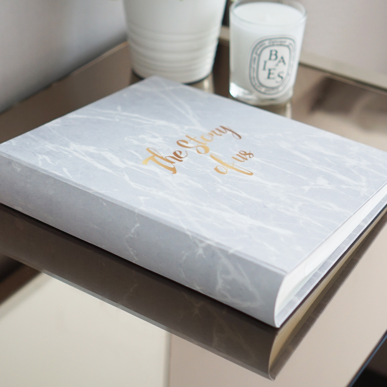 อัลบั้ม 200 รูป (5x7") แบบพร้อมส่ง Grey Marble ข้อความ The Story of us
