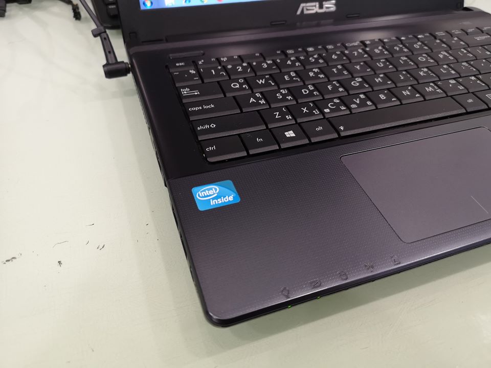 ASUS X45A Celeron 1000M