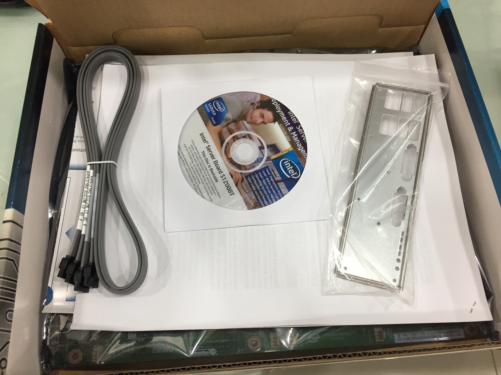 บอร์ดเซิร์ฟเวอร์ Intel® S1200BTL