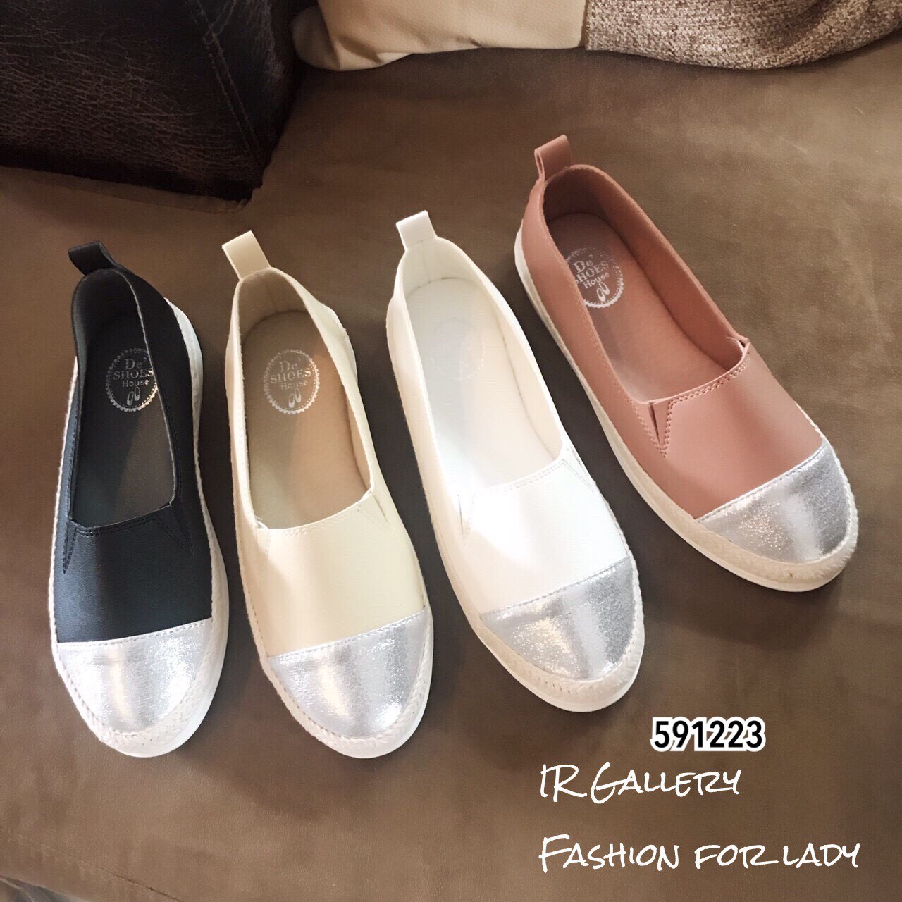 รองเท้าทรงสวมแต่งหัวเมทัลลิค (สีชมพู)