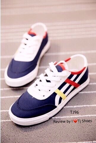 รองเท้าผ้าใบ Onitsuka Tiger (สีน้ำเงิน)