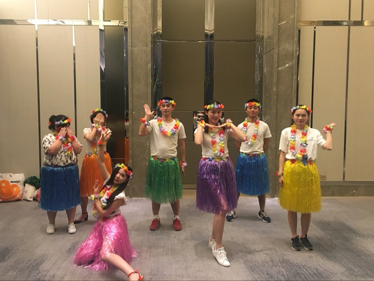 แบบที่ 1ขนาดยาว 60 cm สีชมพู กระโปรงเชือกฟาง Hawaii กระโปรงฮาวาย อย่างเดียว อย่างหนา