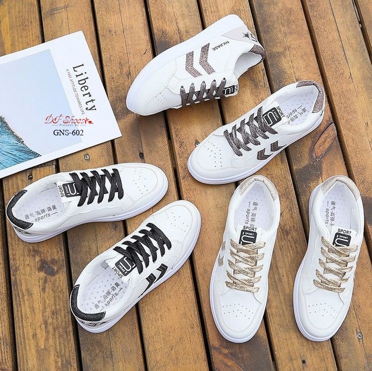 รองเท้าผ้าใบแต่งแถบกลิตเตอร์ (สีเทา)