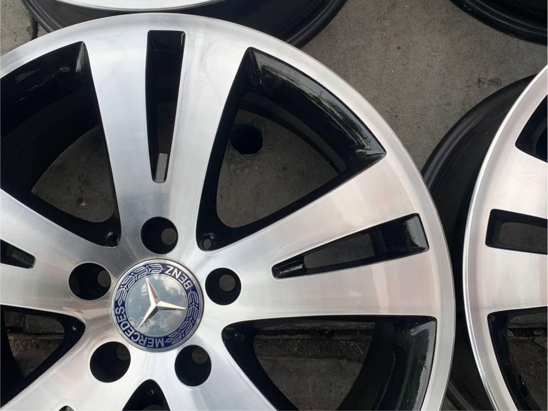 ล้อแท้ติดรถ W204 17x7.5 Et47