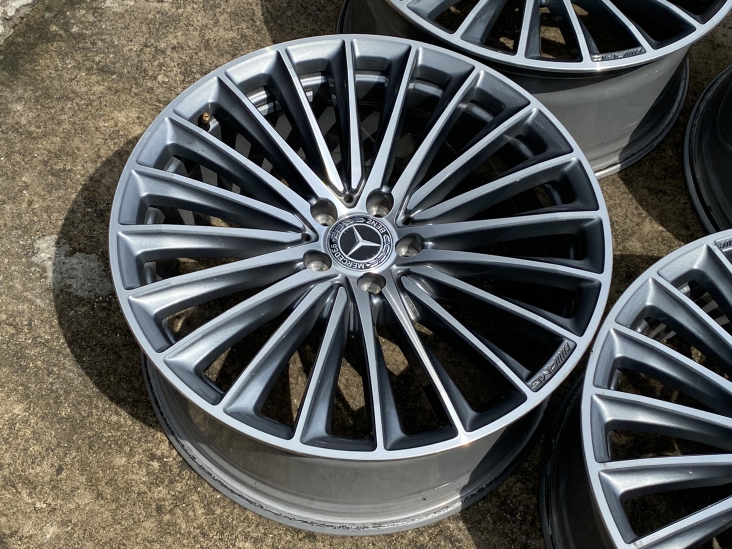 ล้อเบนซ์แท้ Benz CLS C257 AMG 20" Multispoke