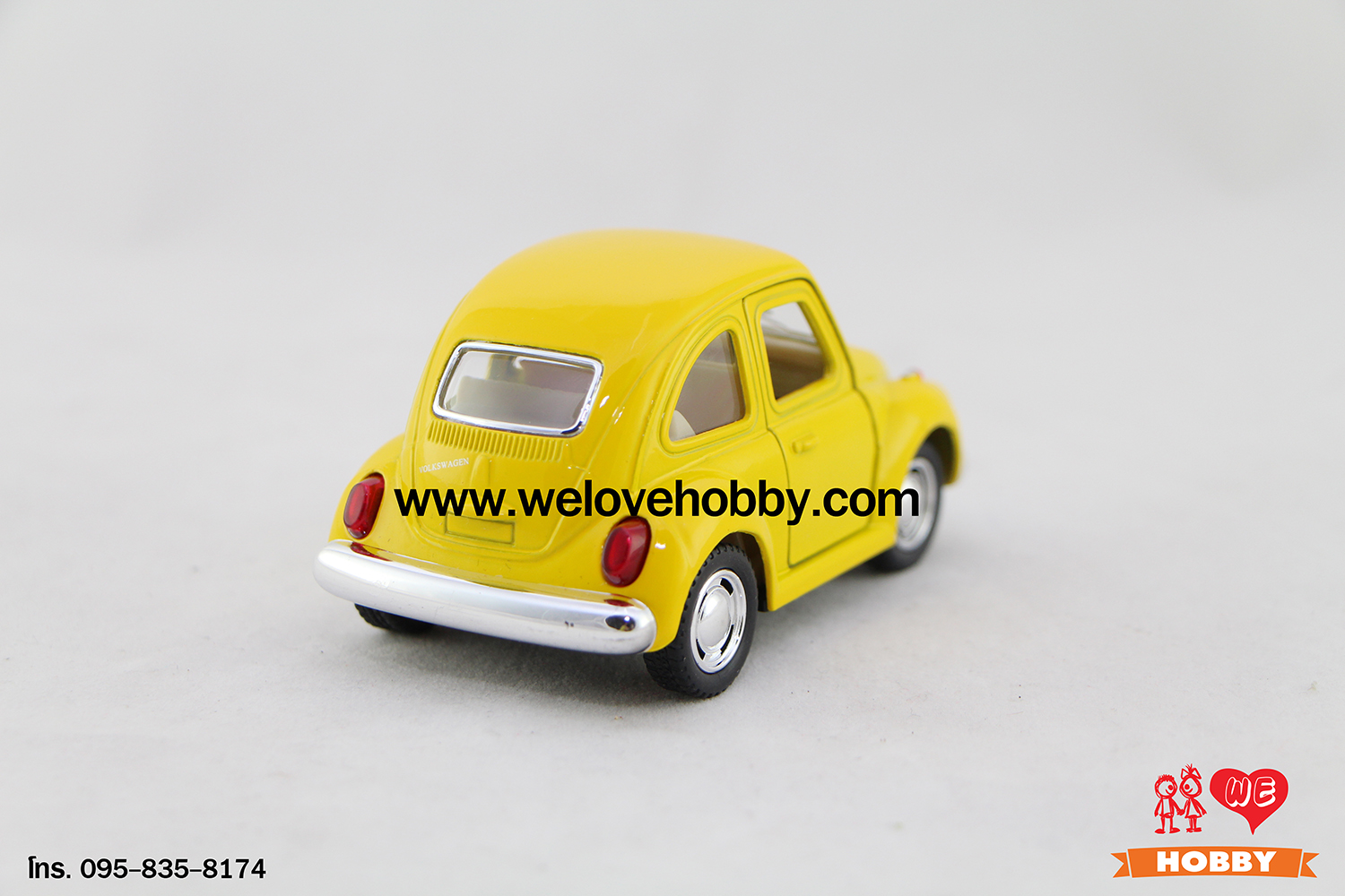 โมเดลรถคลาสสิค 1967 Volkswagen Classical Beetle ไซส์เล็ก สีเหลือง