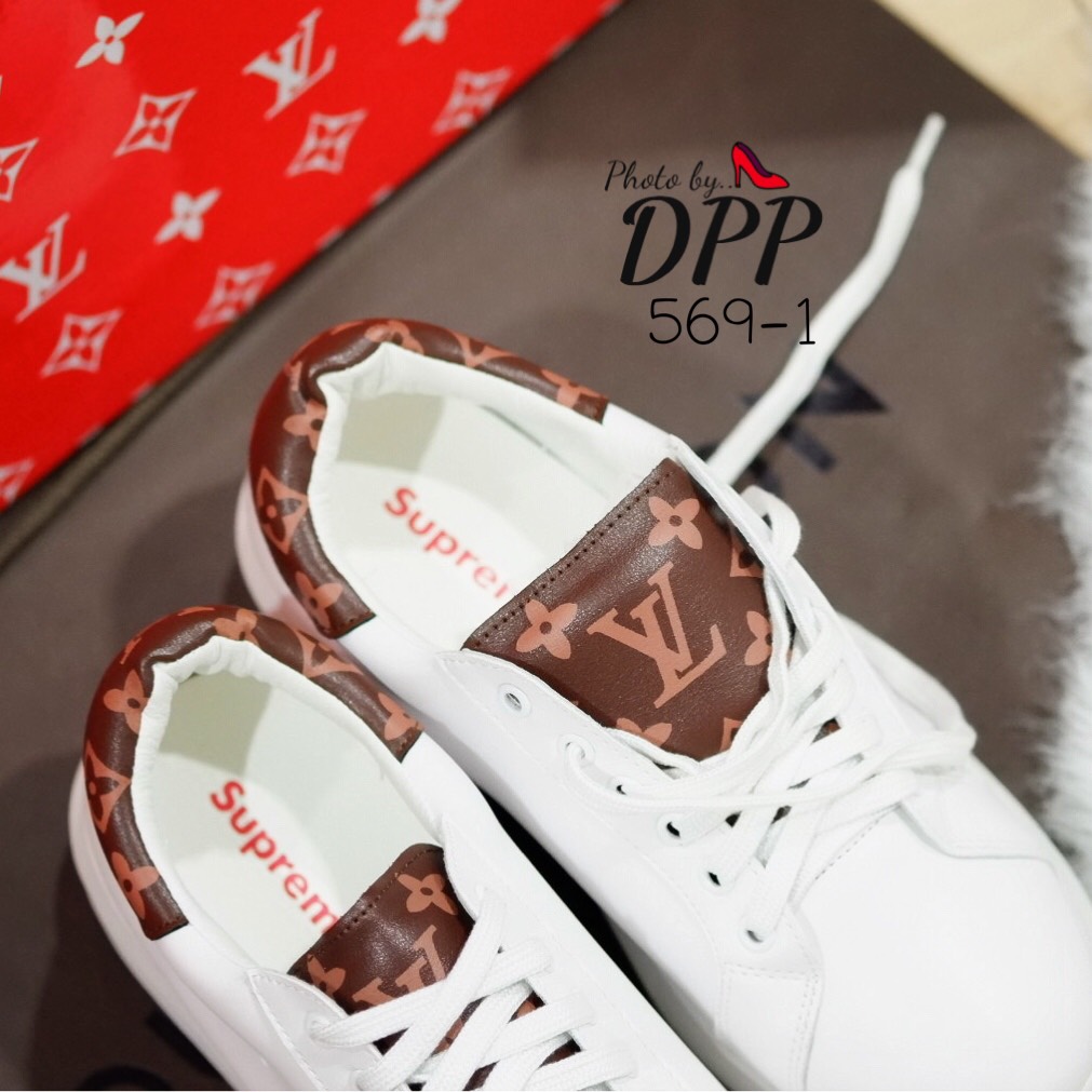 รองเท้าผ้าใบ Louis vuitton x supreme sneakers (สีแดง)