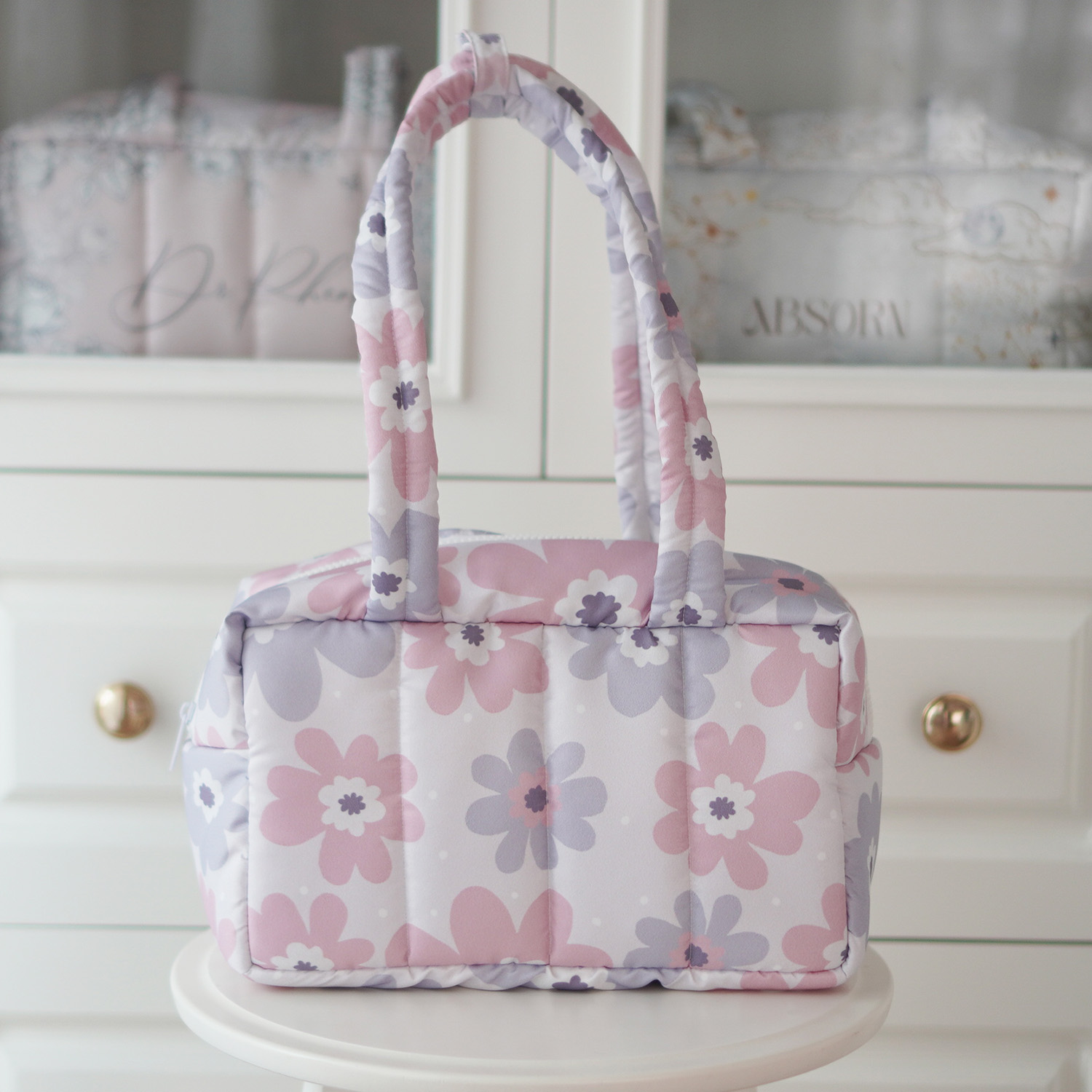 Fluffy Bowling Bag กระเป๋านุ่มนิ่ม ทรง Bowling สั่งทำใส่ข้อความ ลาย Big Flower - Light Pink (ไม่รวมผ้าพันหูกระเป๋า)