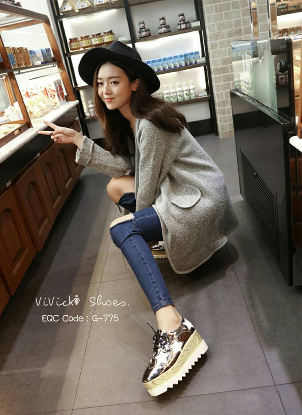 รองเท้ามัฟฟินลายดาว MIU MIU Style (สีเงิน)