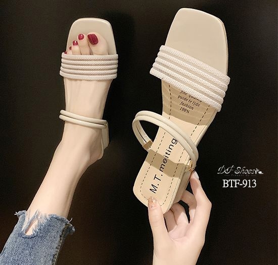รองเท้าแตะส้นตันแต่งสายคาด (สีเขียว)