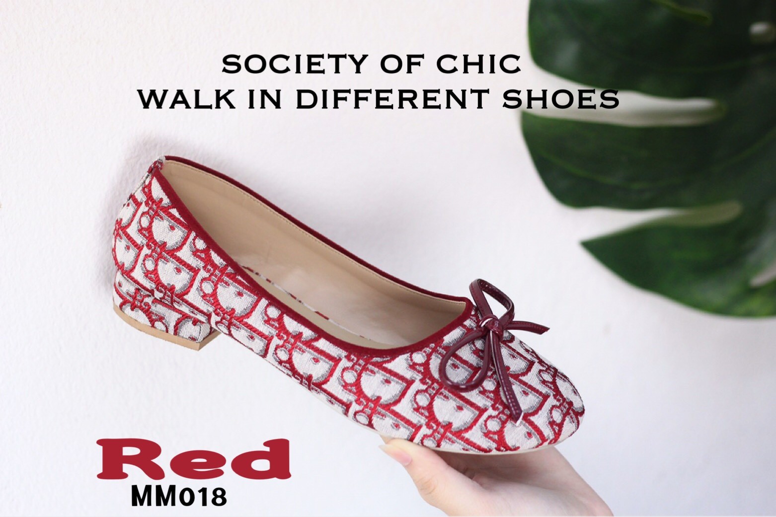 รองเท้าคัทชูส้นแบนทอลาย (สีดำ)