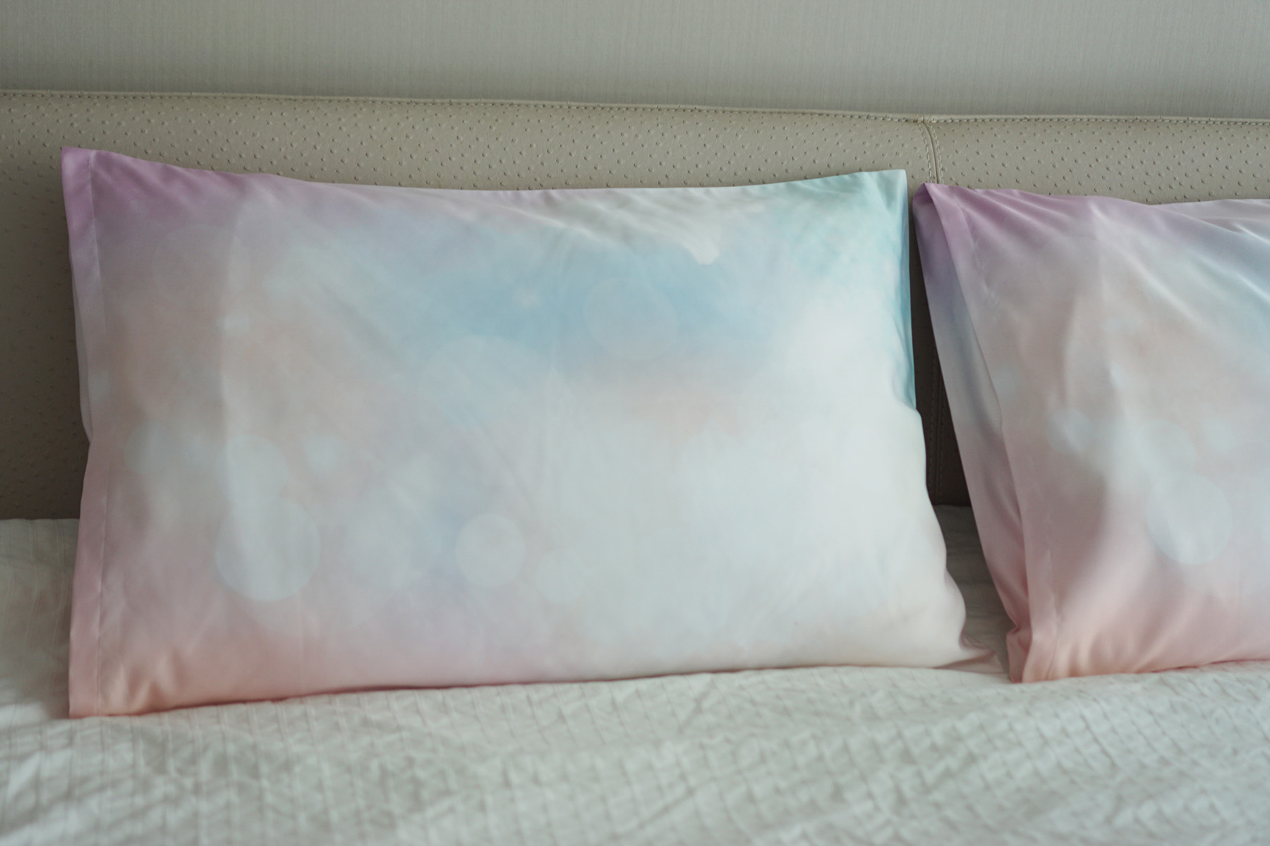 ปลอกหมอนหนุนคู่ พิมพ์ลายเต็มผืน Bokeh - Pastel