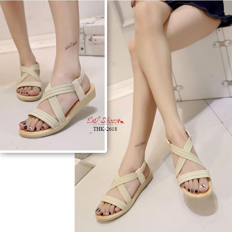 รองเท้าแตะลำลองรัดส้น (สีเบจ)