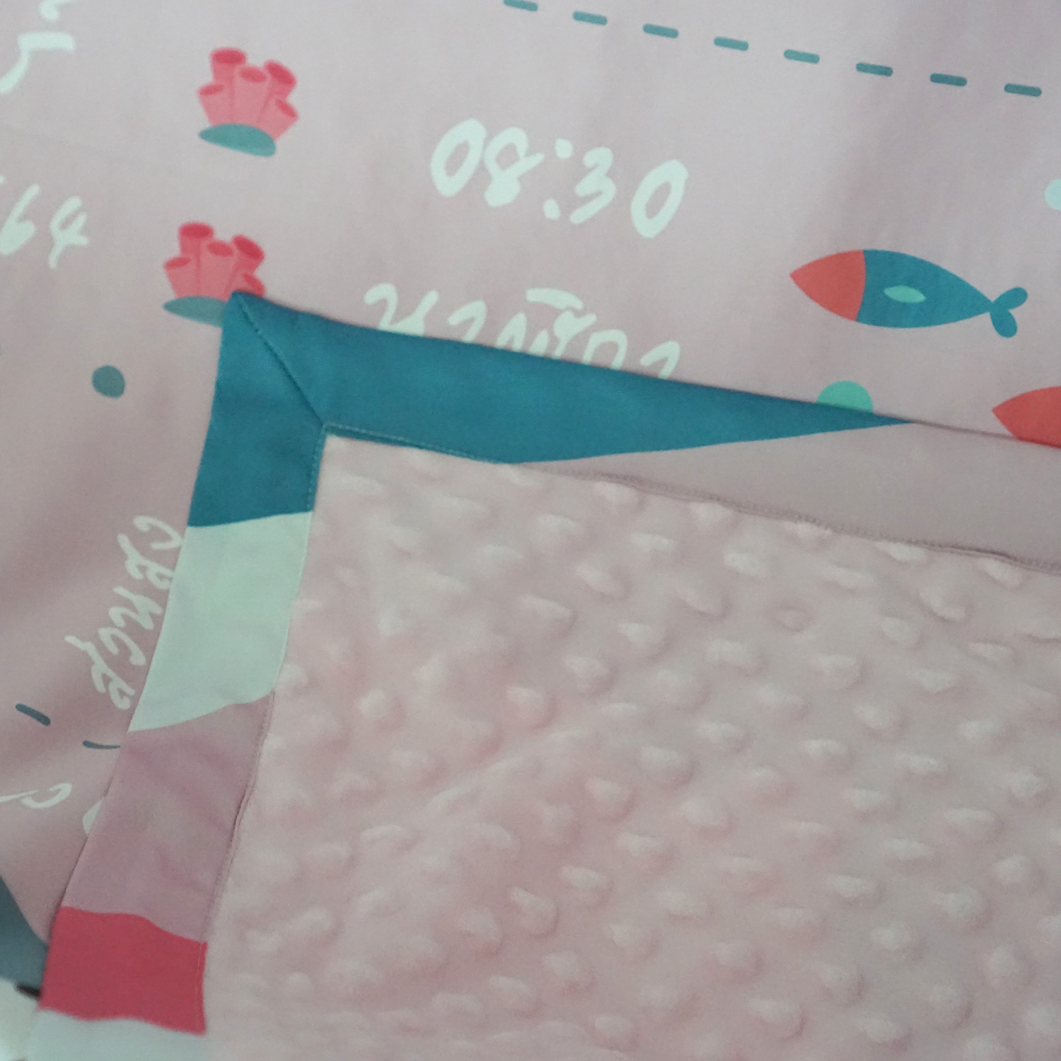 ผ้าห่ม สั่งทำใส่ประวัติแรกเกิด ลาย Sea Party - Pink