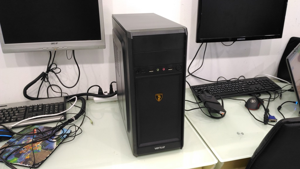 AMD Athlon II X2 240 GT440 2GB. DDR-3