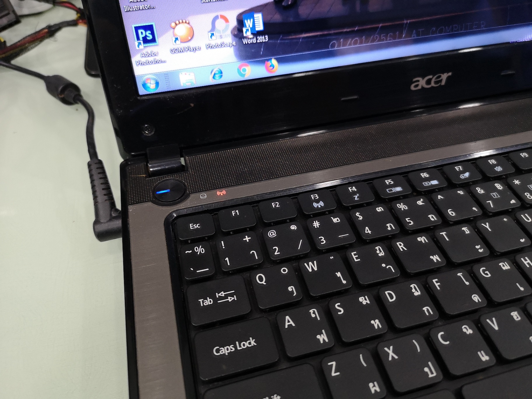 ACER Aspre 4741ZG มีตำหนิ