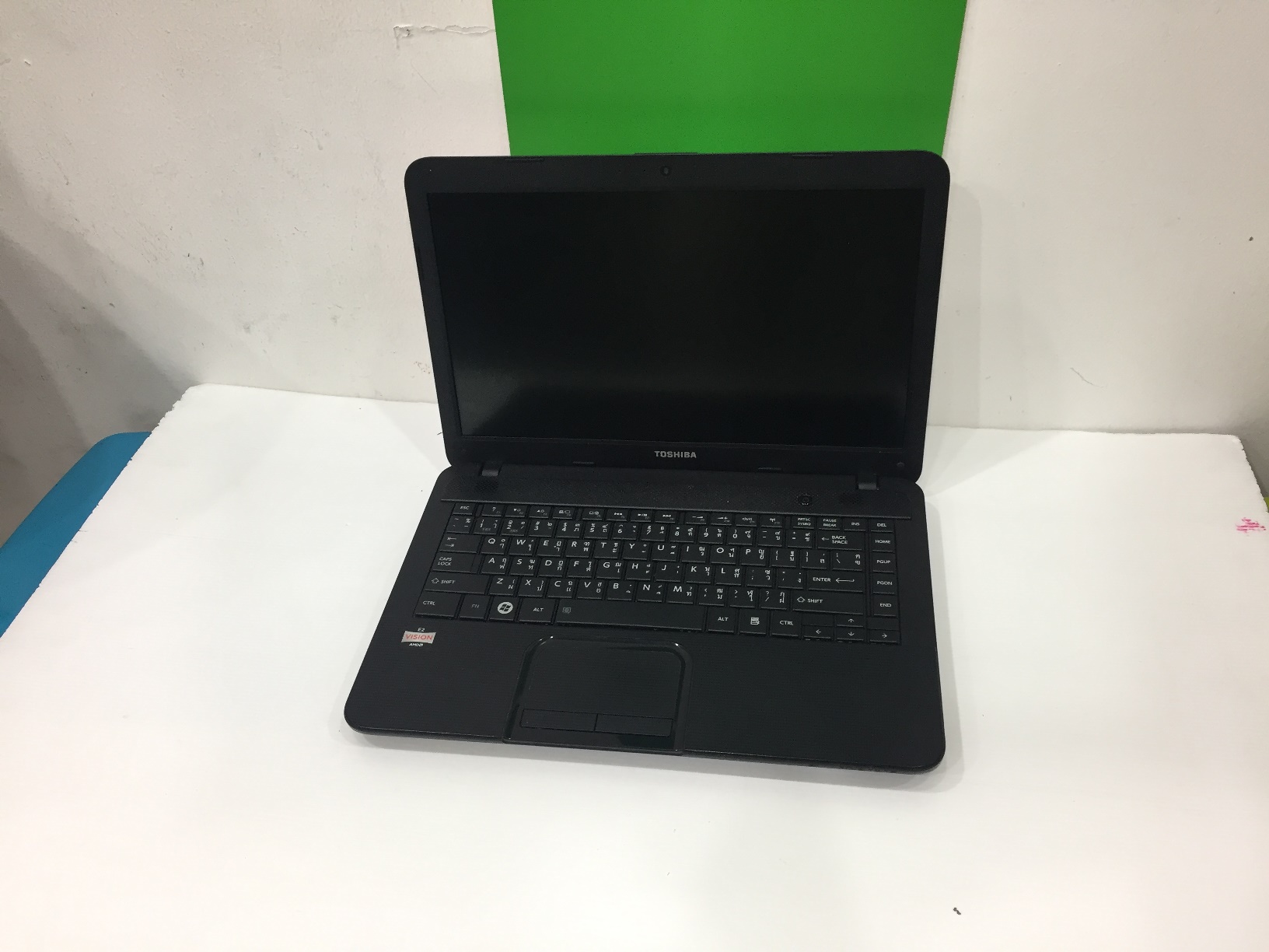 TOSHIBA Satellite C800D