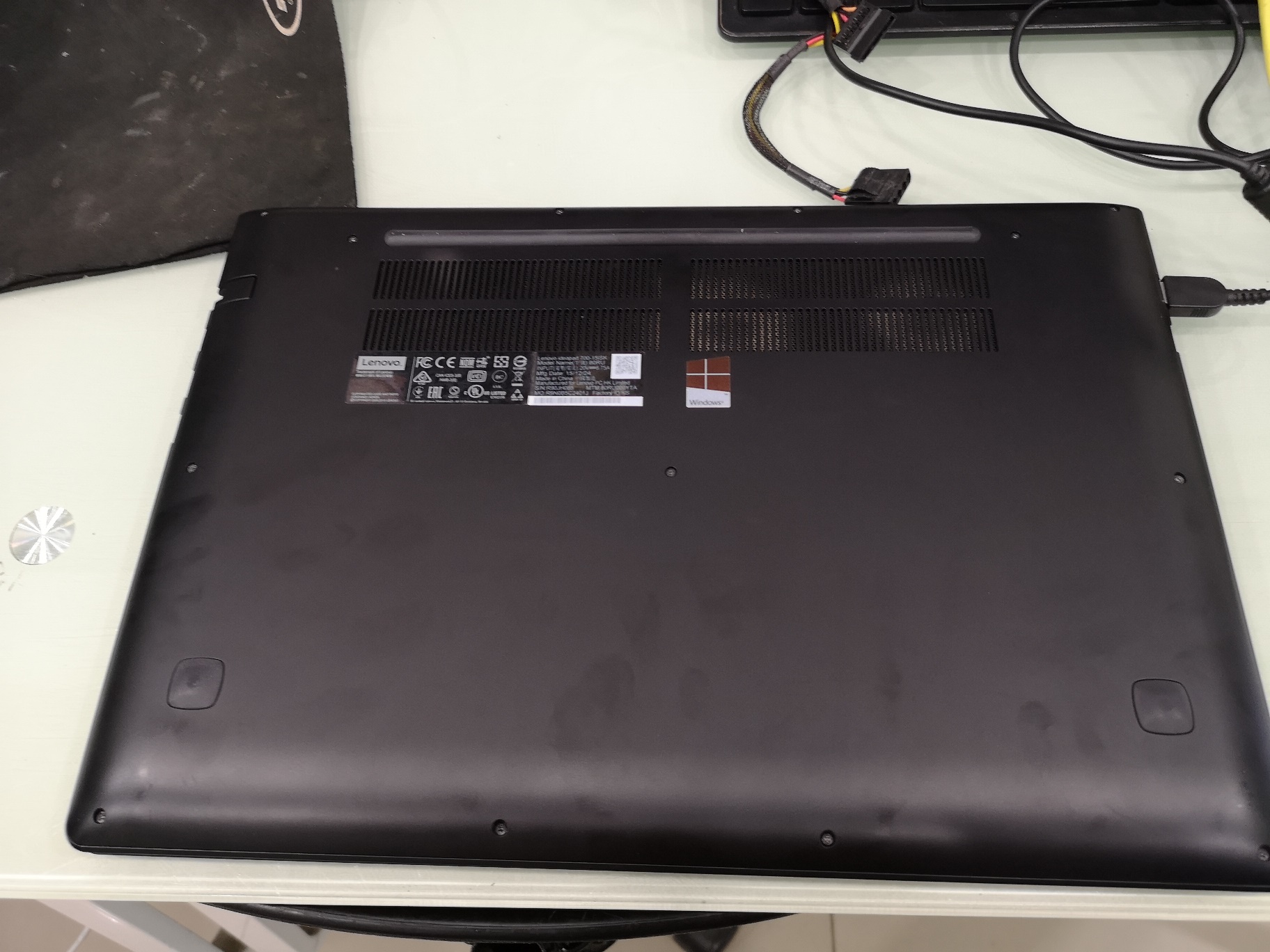 LENOVO IdeaPad 700-15ISK