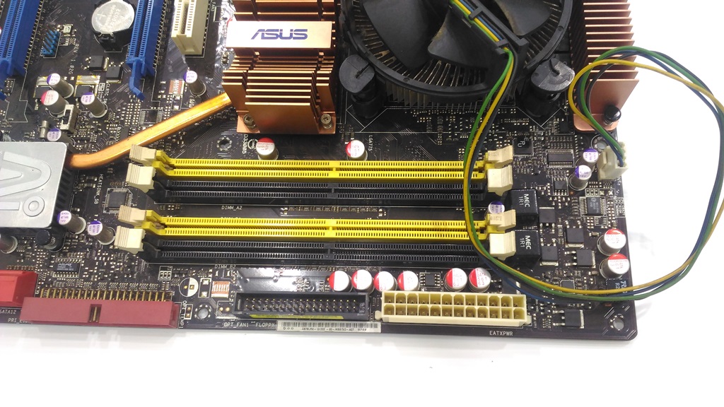 ASUS P5E + Q9300
