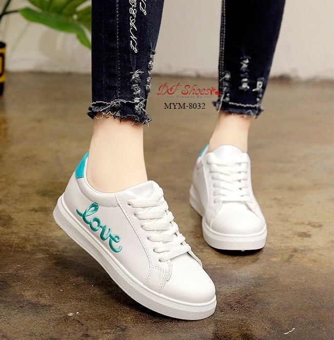 รองเท้าผ้าใบpuปักลายLove (สีฟ้า)