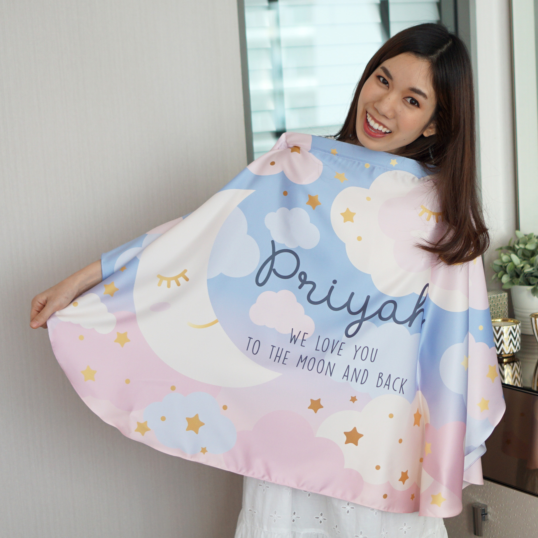 ผ้าคลุมให้นม สั่งทำใส่ชือ ลาย Moon - Blue Pink