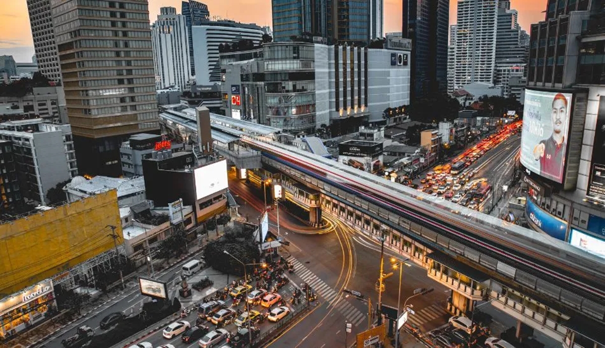 ขายพื้นที่สำนักงาน อาคารโอเชี่ยน ทาวเวอร์ 1 วิวสวนเบญจกิติ ใกล้รถไฟฟ้า BTS อโศก