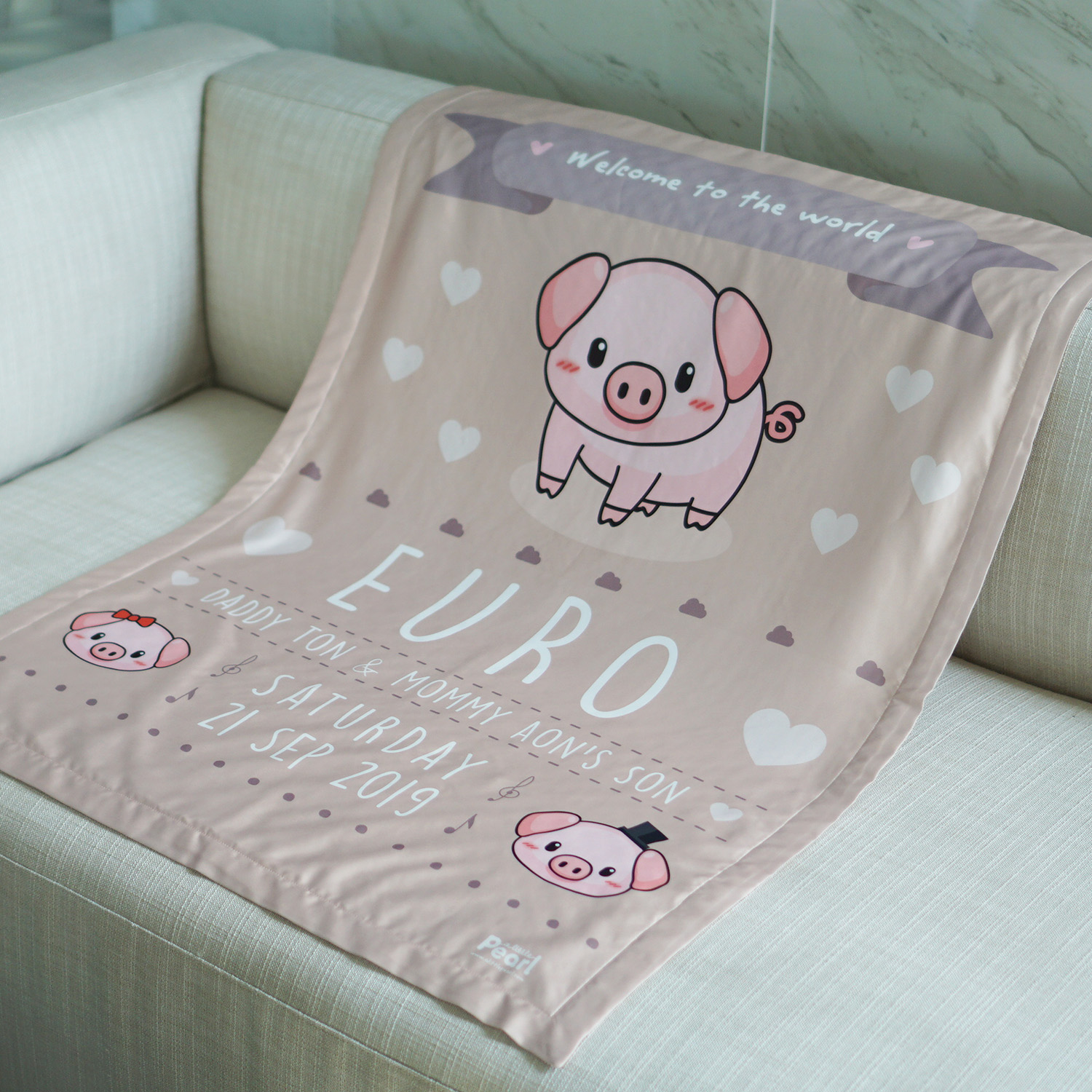 ผ้าห่ม ใส่ประวัติแรกเกิด ลายหมู สี Mocca