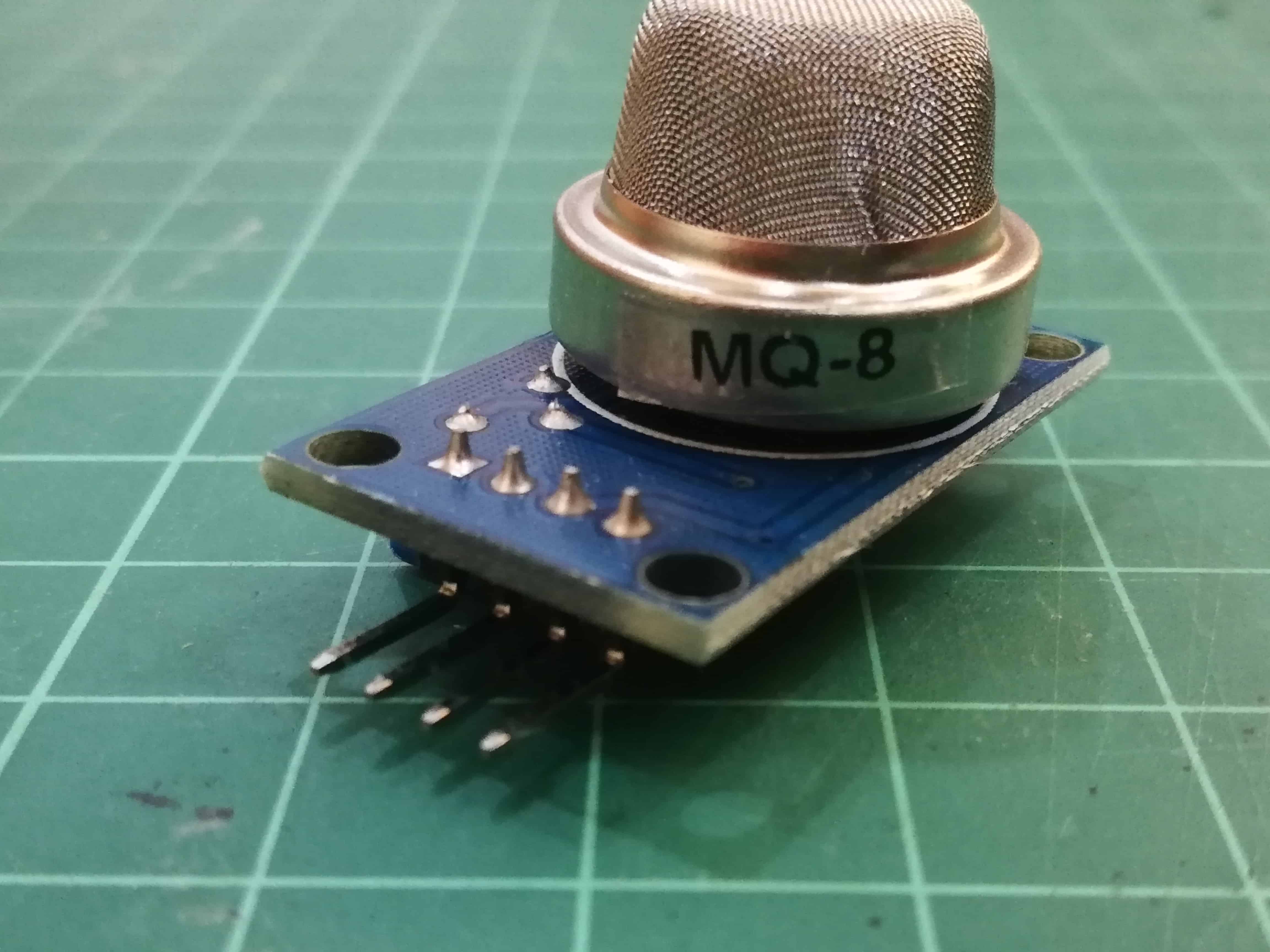 MQ-6 Gas Sensor ( LPG / CH4 / Alcohol / CO )