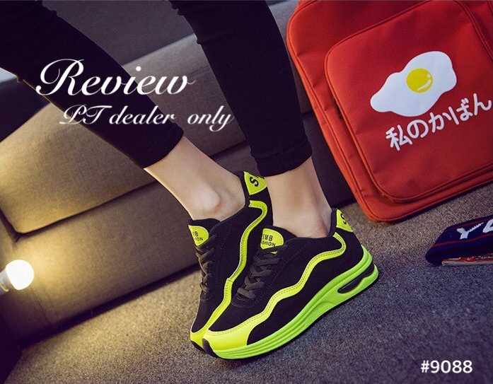 พร้อมส่ง : รองเท้าผ้าใบทรง Sport ลายตัด (สีเขียว)