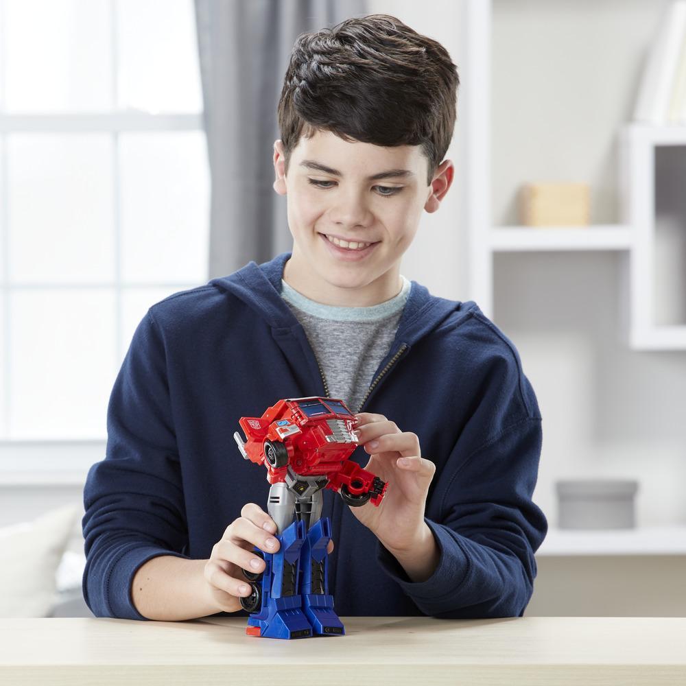 Hasbro Transformers Cyberverse Ultimate Class Optimus Prime Action Figure ฮาสโบร ทรานสฟอเมอร์ส ไซเบอร์เวิร์ส อัลติเมต คลาส หุ่นยนต์ออพติมัส ไพรม์ ขนาด 11.5 นิ้ว ลิขสิทธิ์แท้