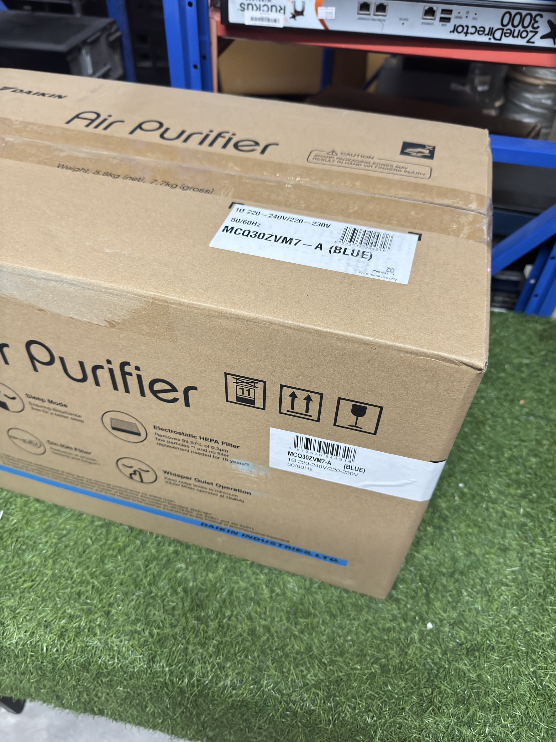 เครื่องฟอกอากาศ Daikin Air Purifier MCQ30ZVM7-A ***ของใหม่