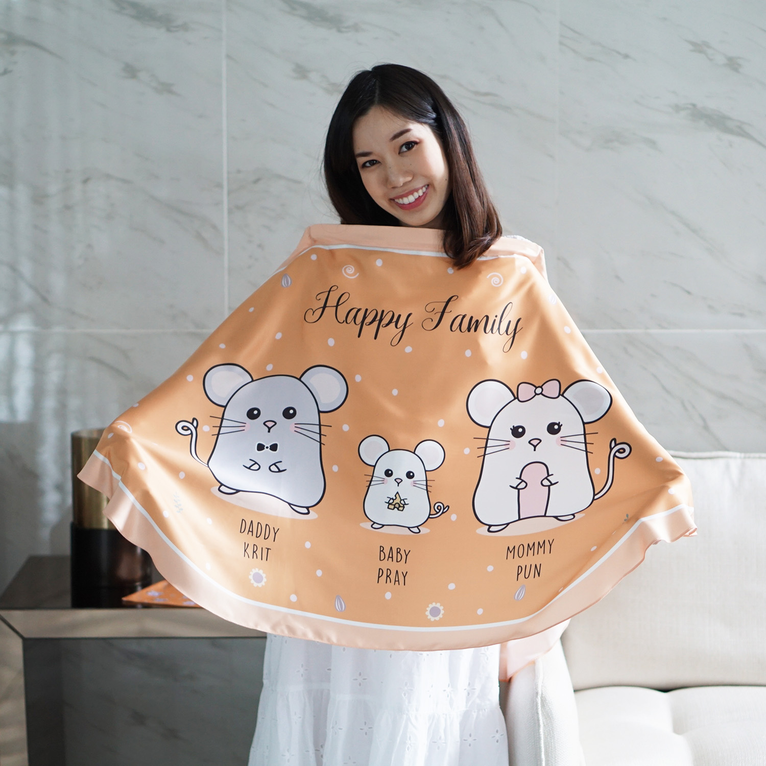 ผ้าคลุมให้นม สั่งทำใส่ชือ ลาย Mini Mouse - Orange