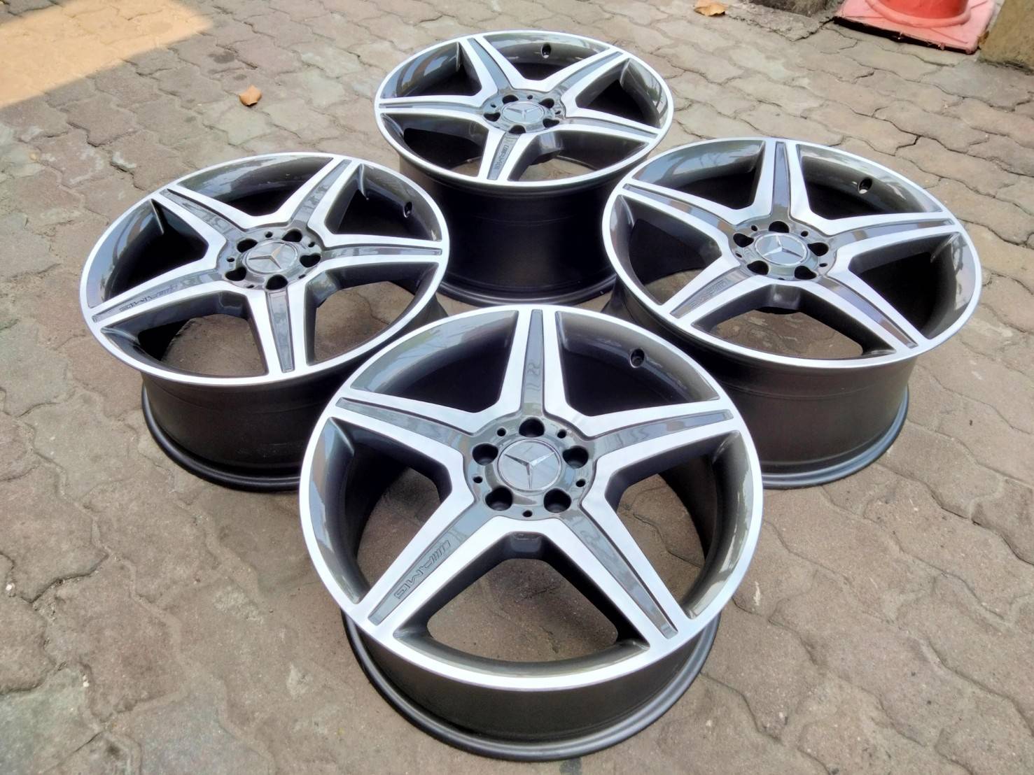 ล้อแท้ AMG ST6 S63 19 นิ้ว