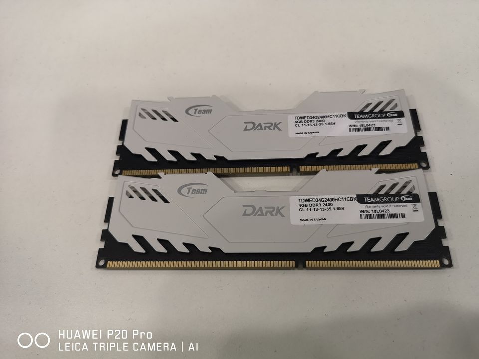8GB. DDR-3 FSB2400 4GB.X2 TEAMGROUP มือสอง สวยๆ