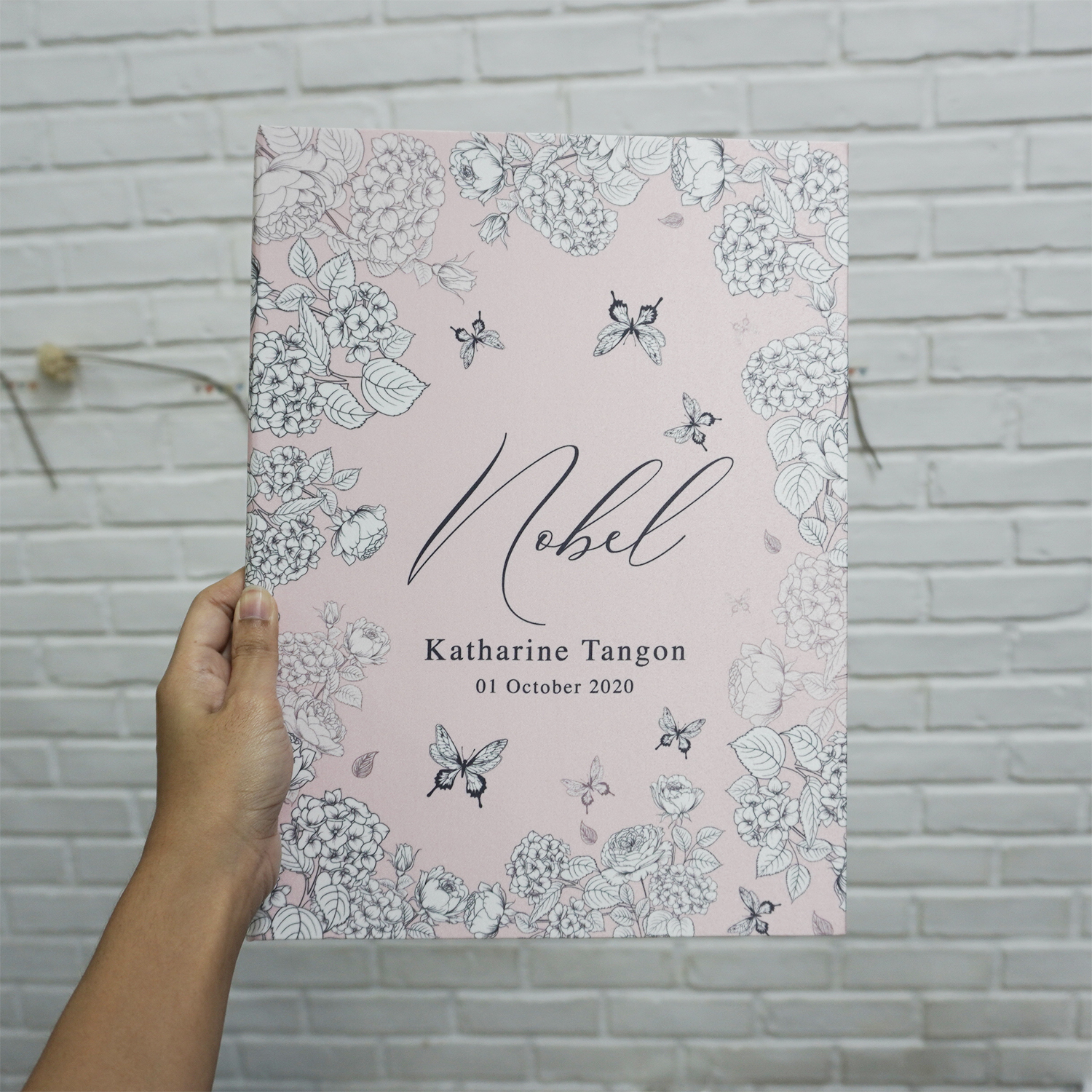 แฟ้มทะเบียนสมรส/สูติบัตร สั่งทำใส่ข้อความ ลาย Butterfly Vintage - Pink
