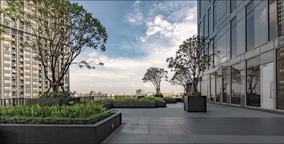 อาคารเมเจอร์ ทาวเวอร์ สำนักงานให้เช่าย่านถนนรามคำแหง กรุงเทพฯ ใกล้สถานีรถไฟฟ้าสายสีส้ม สถานีรามคำแหง 12