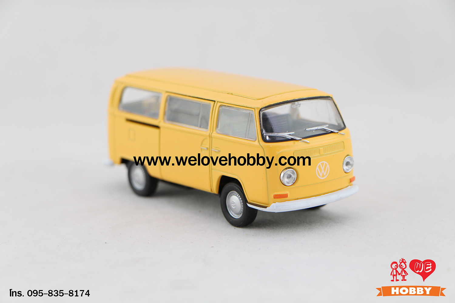 โมเดลรถตู้โฟล์คคลาสสิค 1972 Volkswagen Type 2 Bus สีเหลือง Scale 1:34-1:39