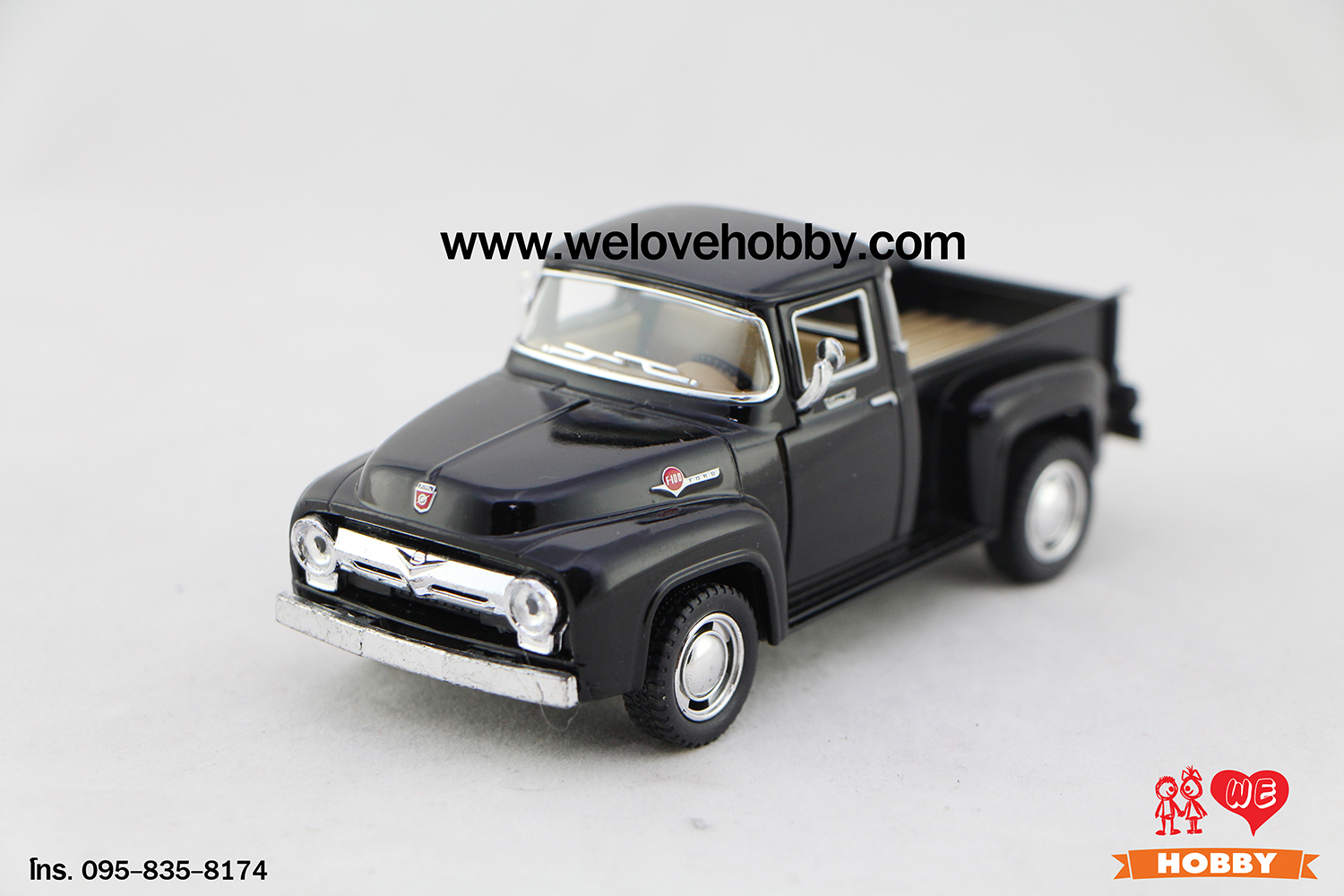 โมเดลรถกระบะคลาสสิค 1956 Ford F-100 Pickup สีดำ Scale 1:38