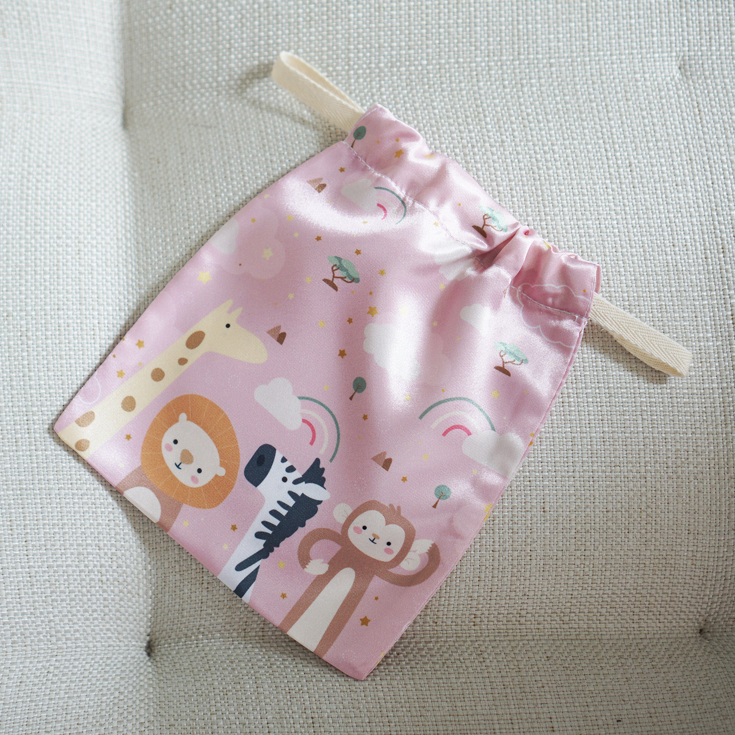 ถุงผ้าซาติน ลาย Safari - Pink