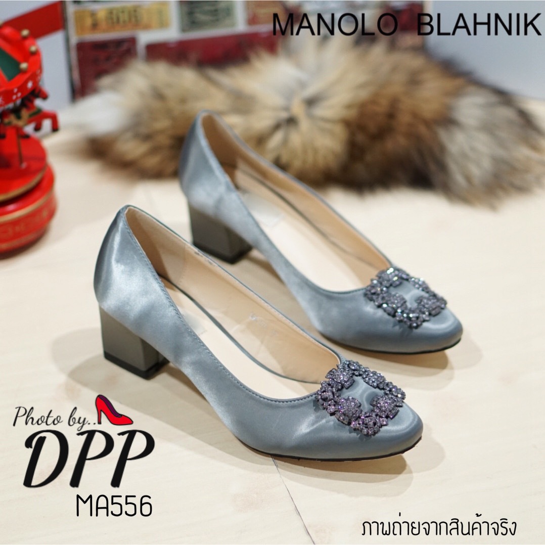 รองเท้าคัทชูส้นตัน Manolo Blahnik Style (สีเทา)