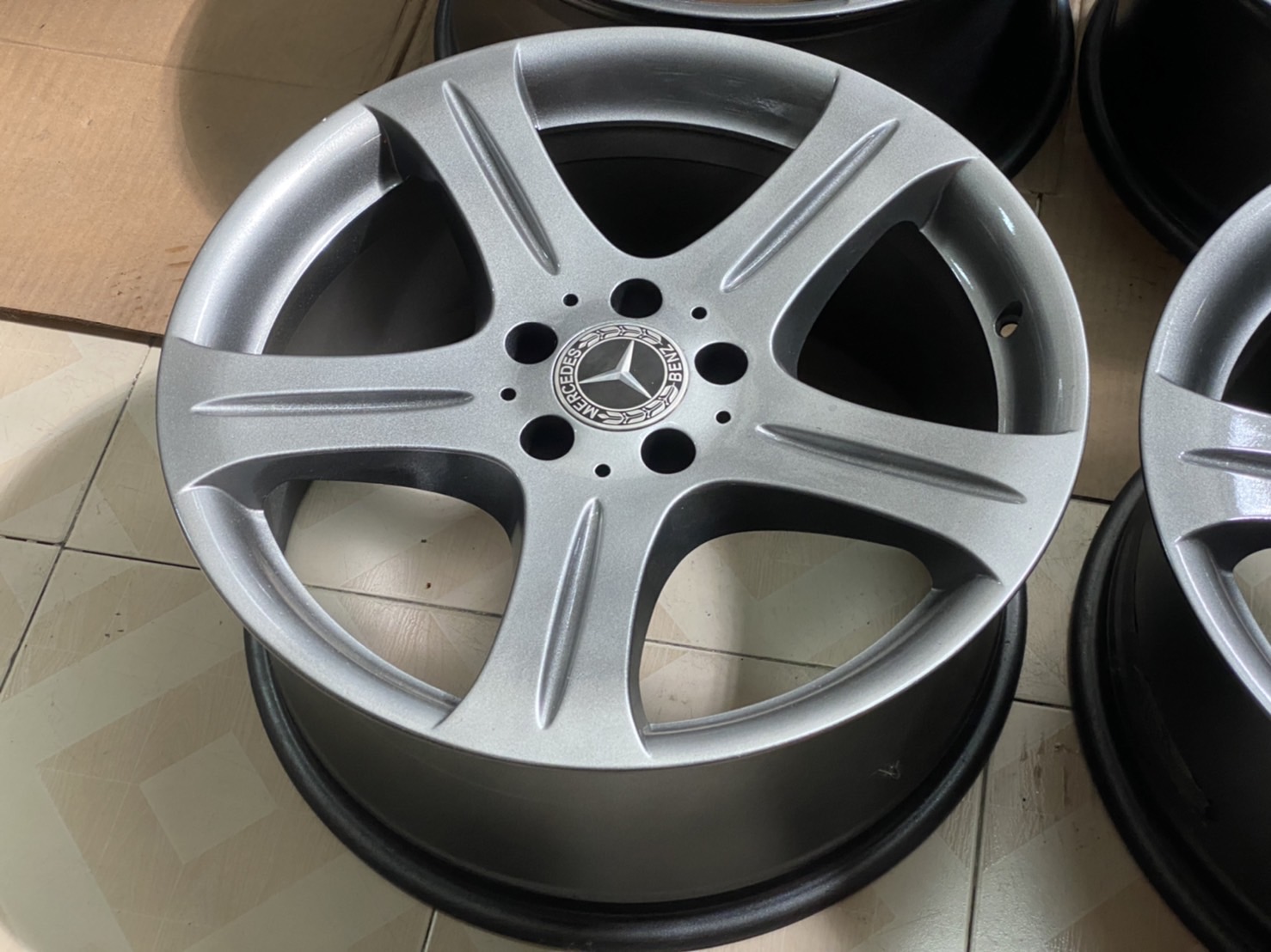 ล้อเบนซ์แท้ BENZ CLS 18" 5 ก้านแอ่นๆ