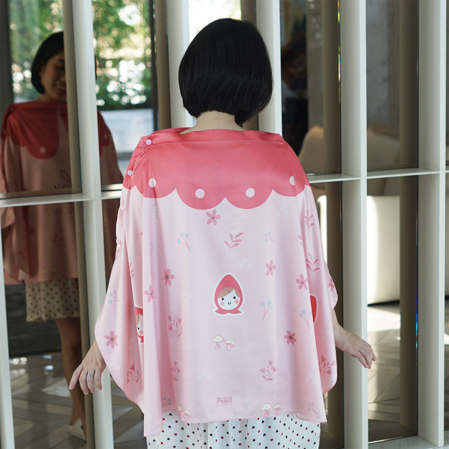 ผ้าคลุมให้นม 3in1 (รุ่นมีกระดุม ถอดโครงได้) แบบสั่งทำใส่ชื่อ ลาย Little Red Riding Hood - Pink
