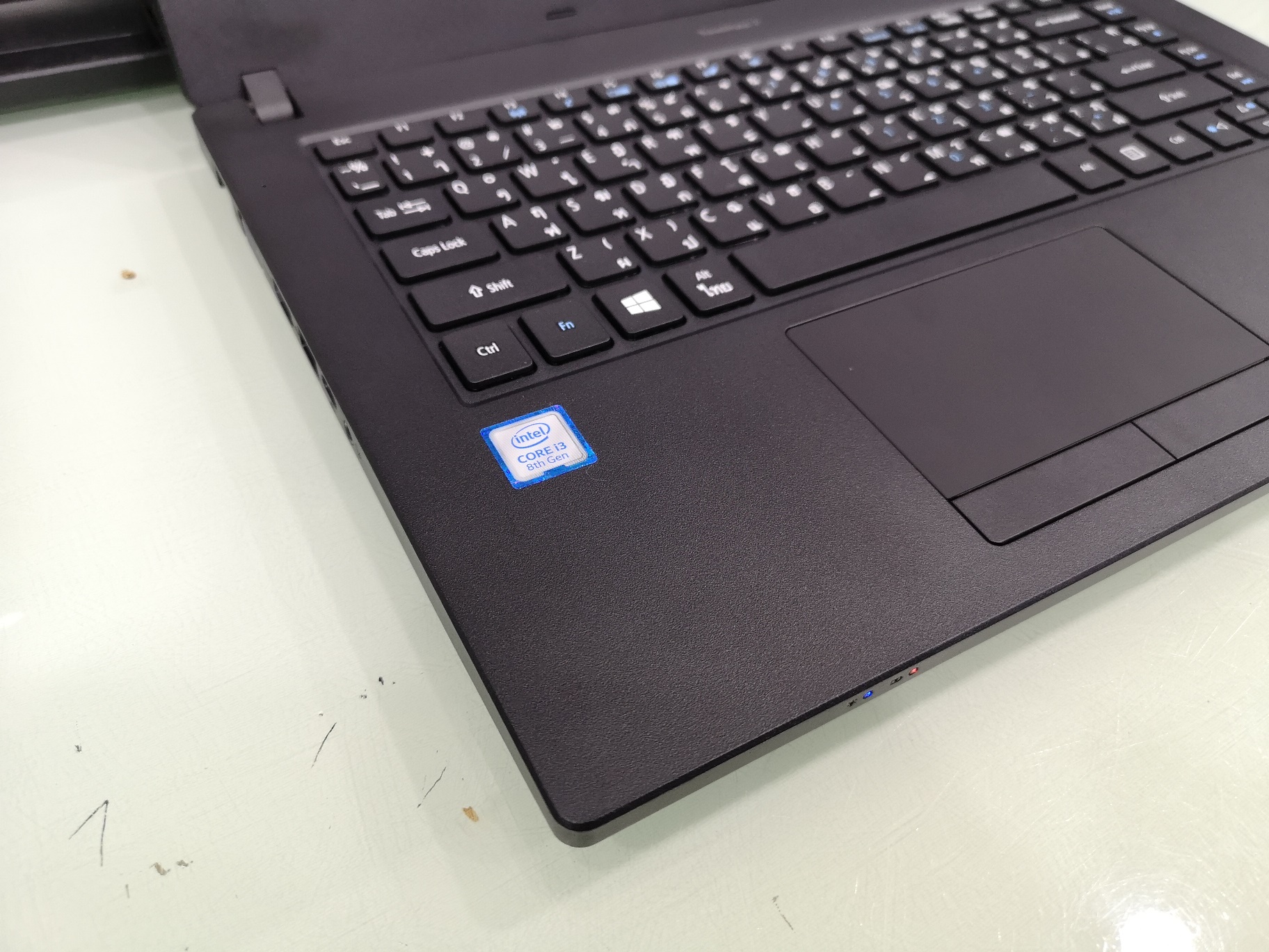 Acer TravelMate P2 TMP2410