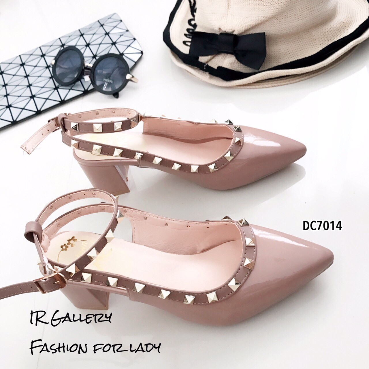 รองเท้าคัทชูส้นตัน Style Valentino (สีชมพู)