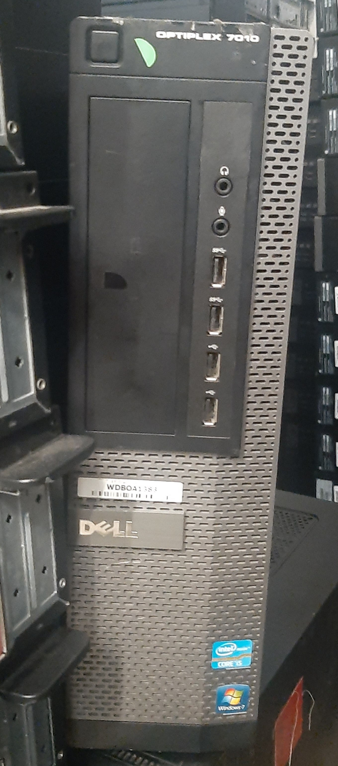 คอมพิวเตอร์ตั้งโต๊ะมือสอง Dell Optiplex 7010 DT (i7-3770 Ram4GB HDD500GB) สภาพดี ประกันร้าน 1 เดือน