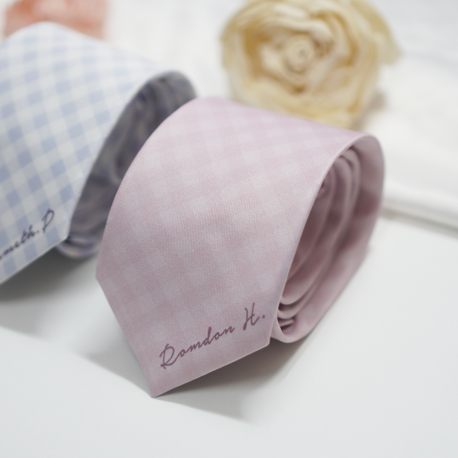 เนคไท สั่งทำใส่ชื่อ ขนาด 3" - Gingham Classic - Pink