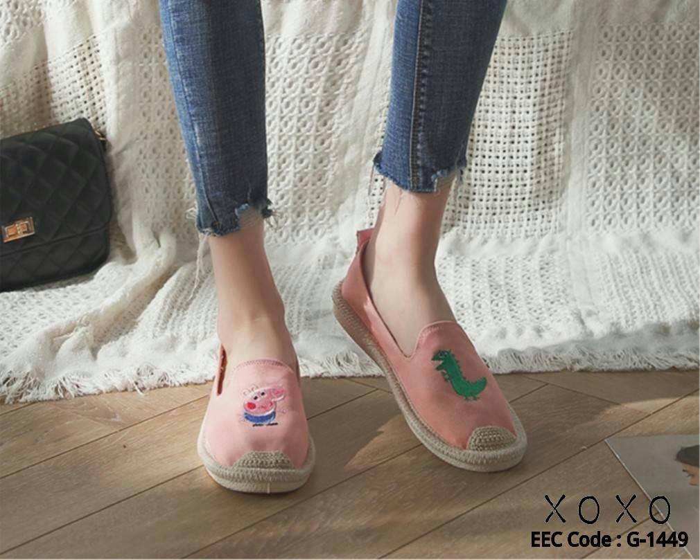 รองเท้าผ้าใบแบบสวมแต่งลายดุ๊กดิ๊ก (สีน้ำเงิน)