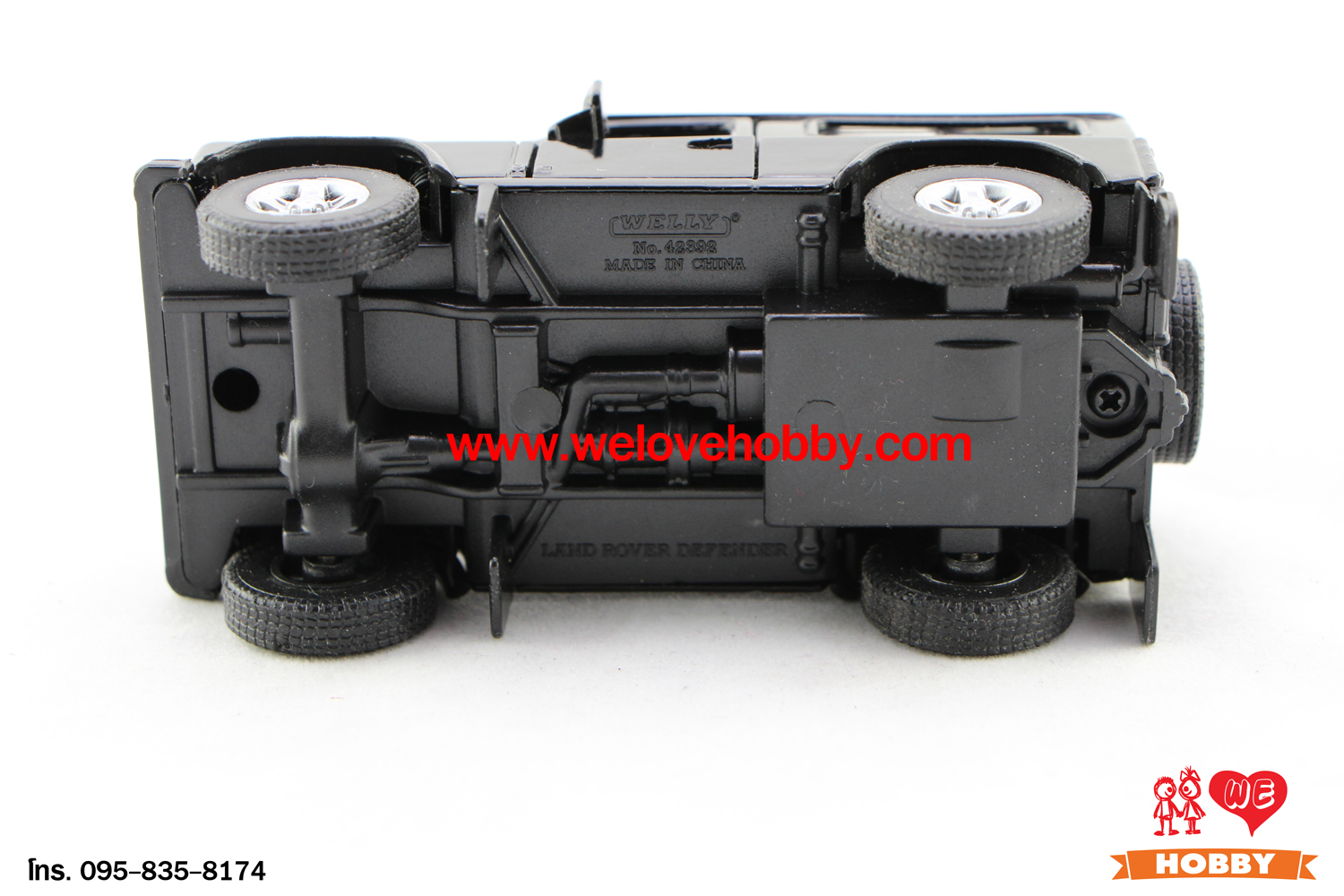 โมเดลรถ Land Rover Defender 2ประตู สีดำ Scale 1:38