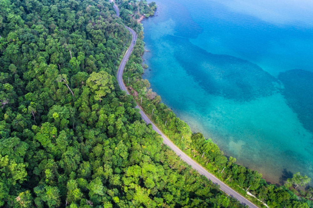 ขายโรงแรมหรู ระดับ 4 ดาว ขนาด 196 ห้อง ติดหาดทรายขาว บนเกาะช้าง จ.ตราด